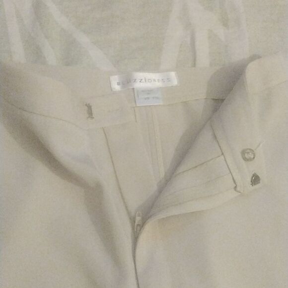 Bluzzidress 2 piece cream set (160  estimate 6 ) - Picture 7 of 9